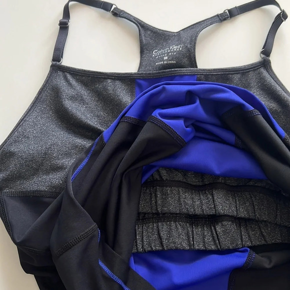 Calvin Klein sports athletic top with built in bra. Quick dry. - Picture 2 of 13